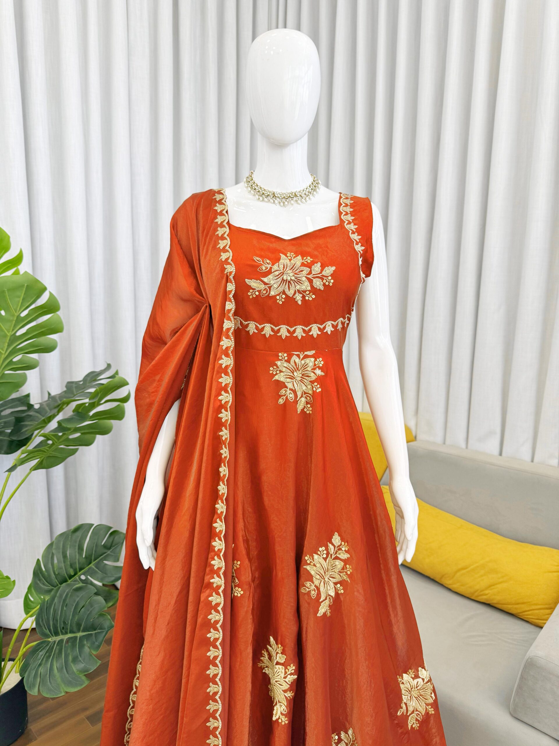 RTC Series Style Code 6011 Kurti Plazo Set with Dupatta — Wholesale Readymade Suit, Vardan Ethnic wholesale from Surat — view 3