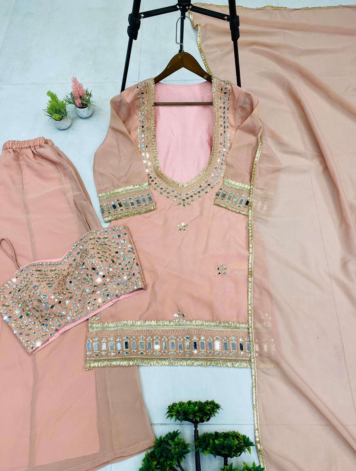 LG-2015 Cosmos Mirror Work Designer Kurti Palazzo Set - Image 9