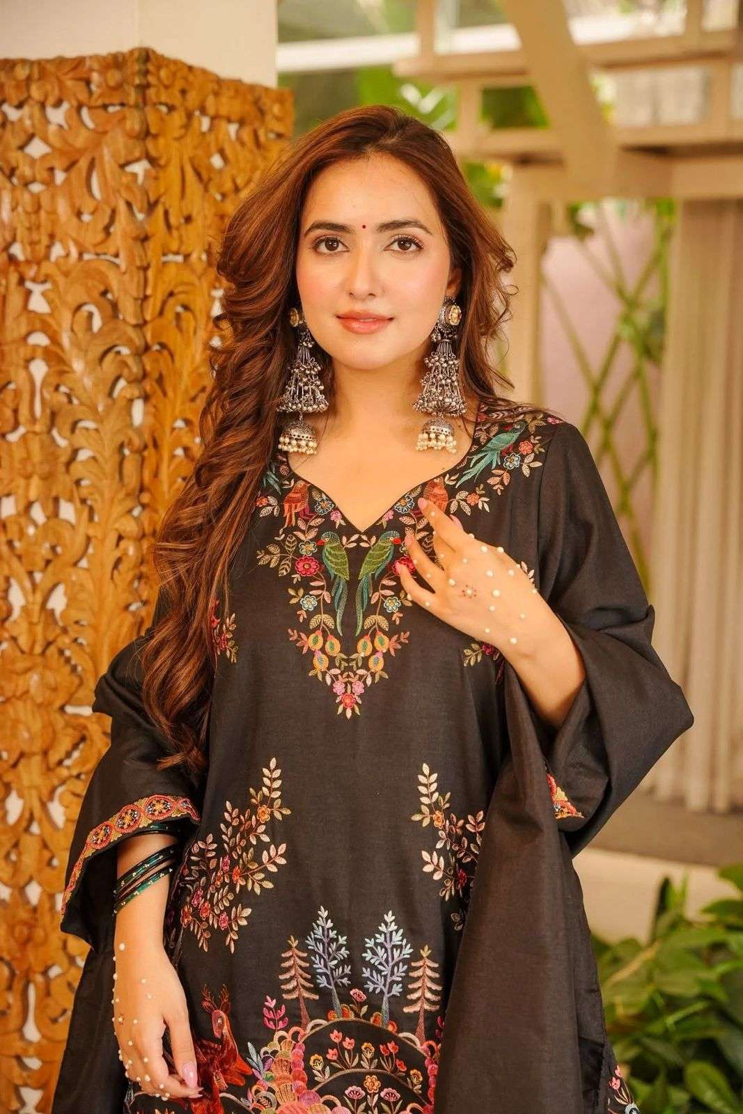 LG-2102 Roman Silk Printed Top Salwar With Dupatta Set — Wholesale Readymade Suit, Vardan Ethnic wholesale from Surat — view 5