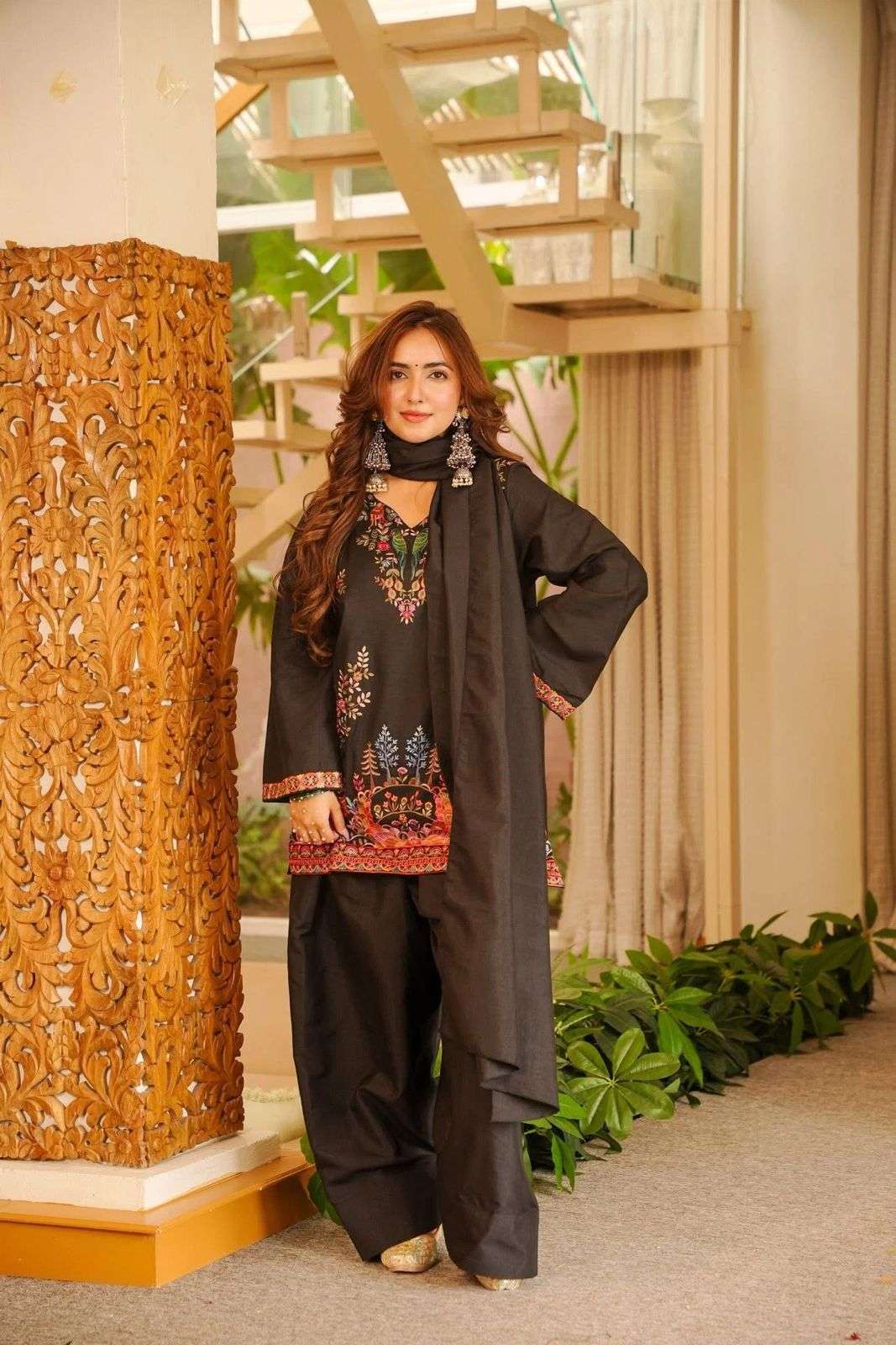 LG-2102 Roman Silk Printed Top Salwar With Dupatta Set — Wholesale Readymade Suit, Vardan Ethnic wholesale from Surat — view 2