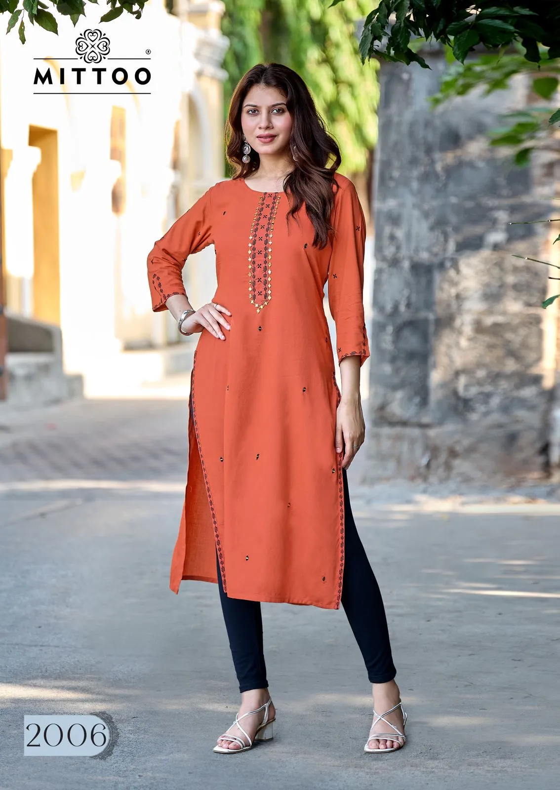 Mittoo Haya Rayon Thread Worked Kurti