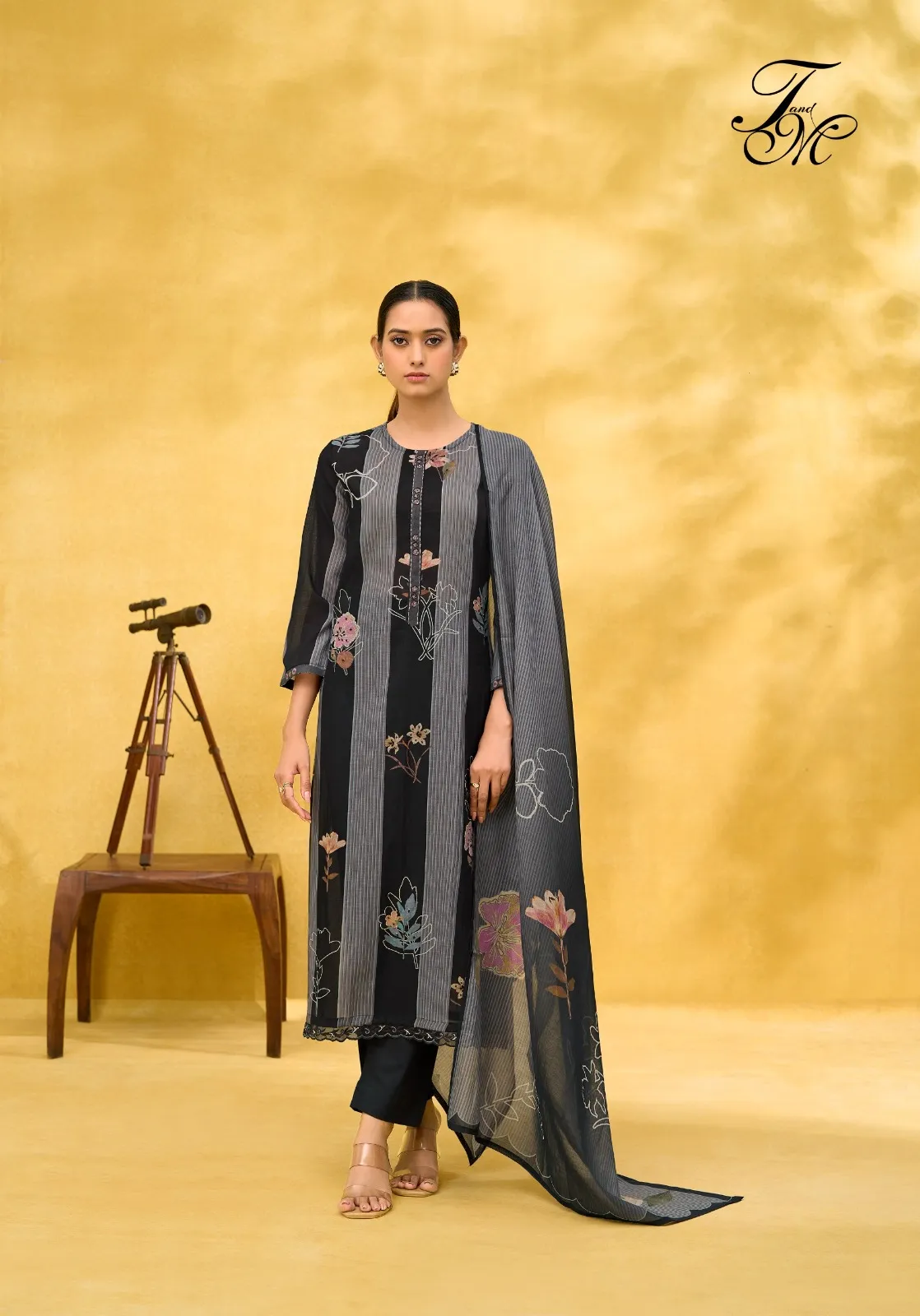 Sahiba Rangeen Retro Pure Mal Mal Cotton Salwar Suit