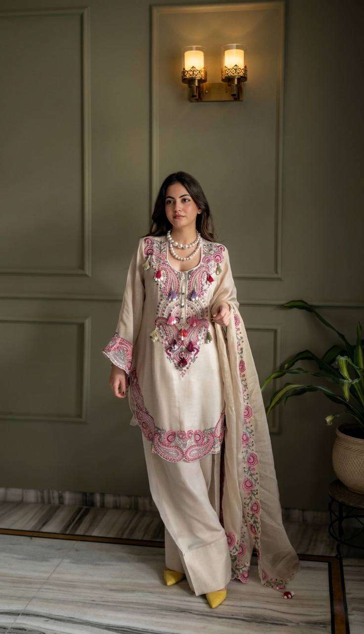 SRK 5348 Georgette Beautiful Embroidery Designer Farshi Suit — Wholesale Readymade Suit, Vardan Ethnic wholesale from Surat — view 3