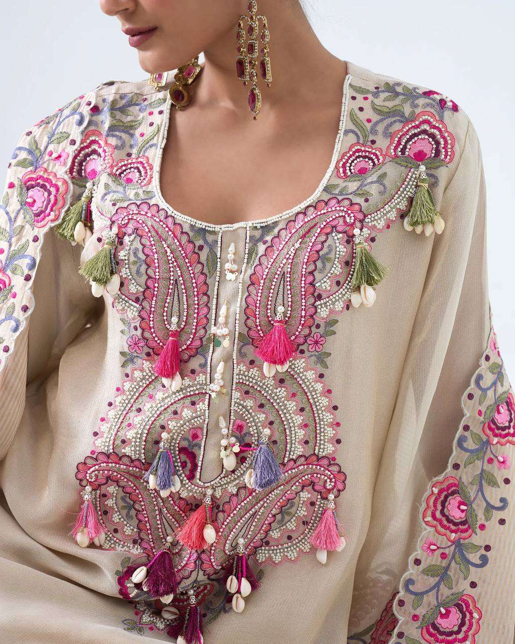 SRK 5348 Georgette Beautiful Embroidery Designer Farshi Suit — Wholesale Readymade Suit, Vardan Ethnic wholesale from Surat — view 2