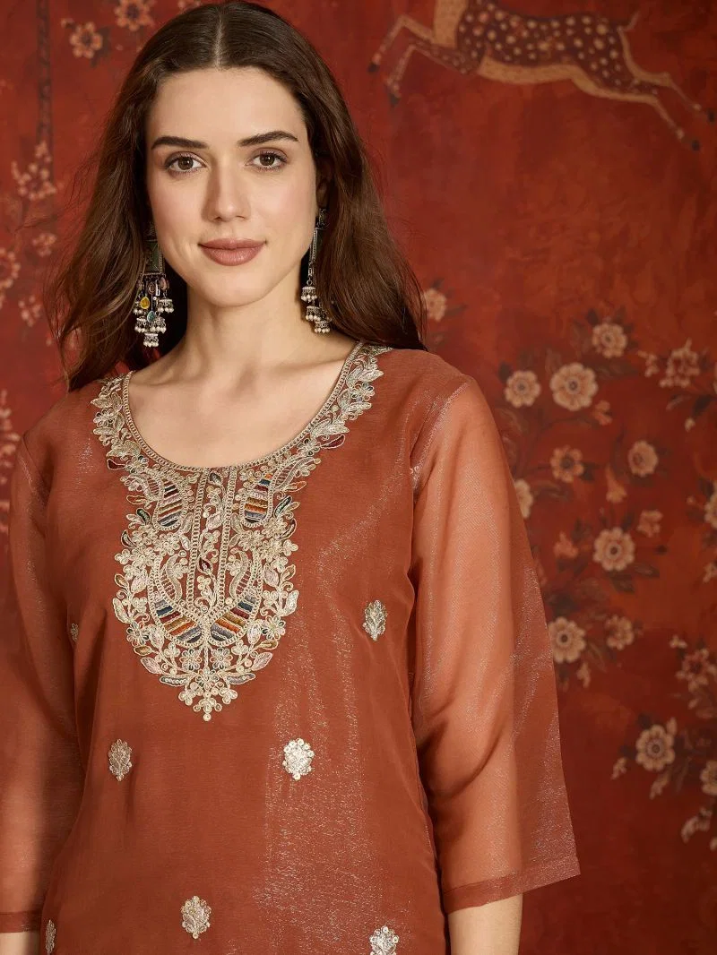 Md Mahi 17 Simmar Lining Zari Designer Kurti Pant With Dupatta Set