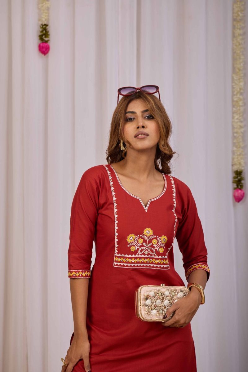 Md Mahi 128 Dhabu Cotton Printed Kurti With Bottom Catalog — Wholesale Cotton Kurti Pant Set, Vardan Ethnic wholesale from Surat — view 2