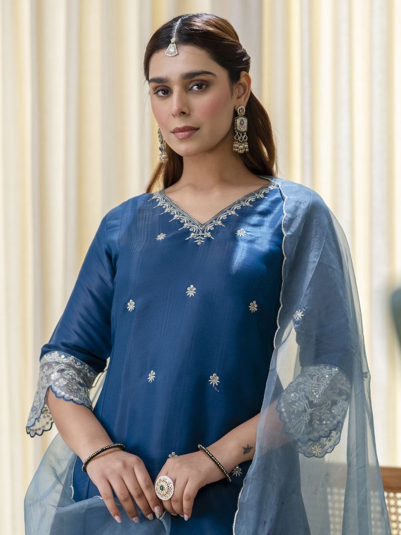 Vp 9809 Brownie Silk Blend Embroidered Kurti With Bottom Dupatta Set