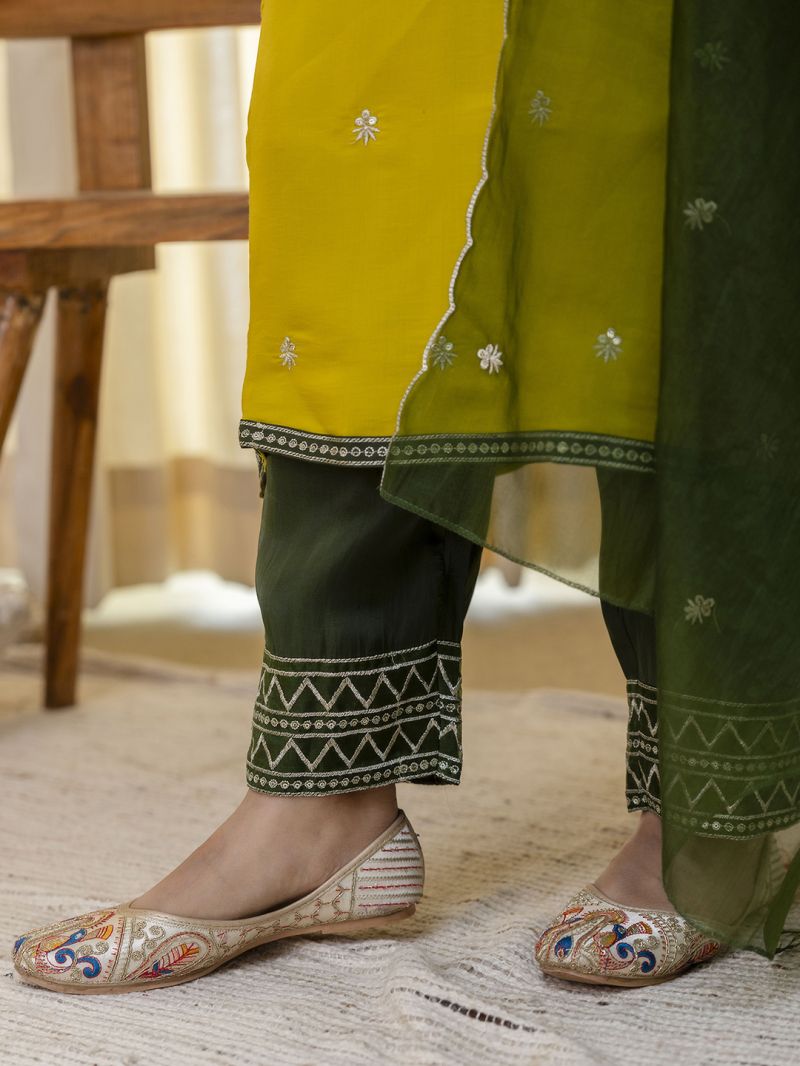 Vp 9809 Lemon Brownie Silk Blend Embriudered Kurti Set — Wholesale Readymade Suit, Vardan Ethnic wholesale from Surat — view 4