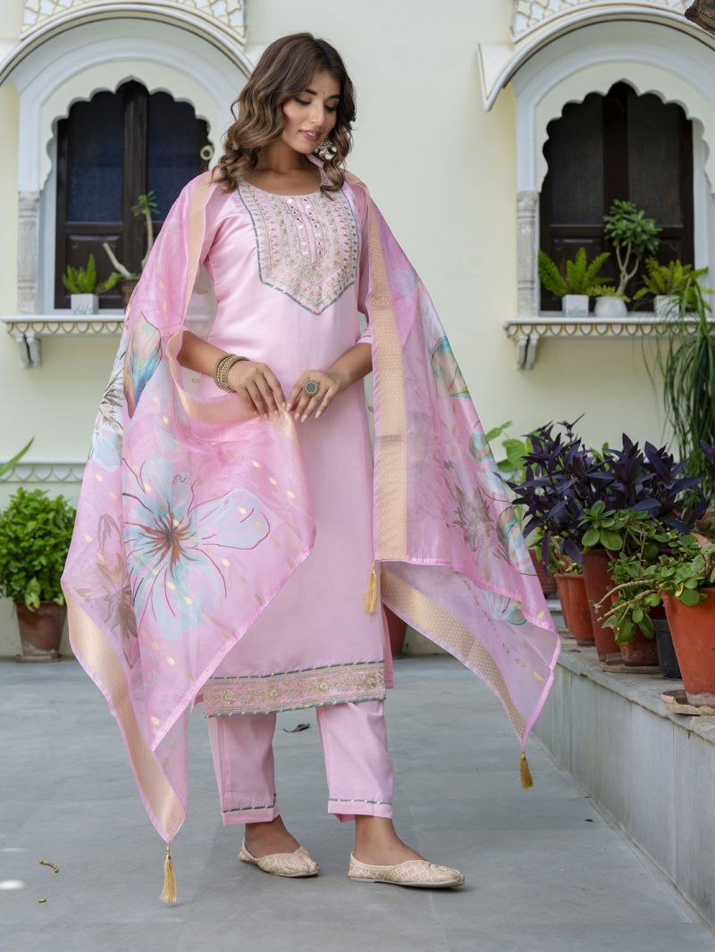 Vp 9661 Pink Silk Blend Embroidered Straight Kurti Set — Wholesale Salwar Suits, Vardan Ethnic wholesale from Surat — view 4