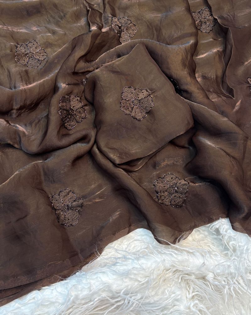Kc 224 Space Fendy Silk Beads Worked Saree — Festival Sarees, Vardan Ethnic wholesale from Surat — view 3