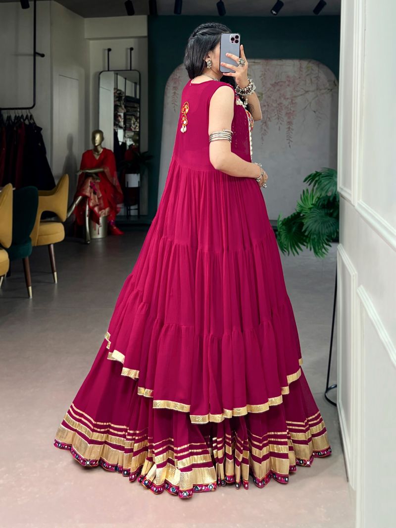 Taraa L 1782 Marble Handworked Lehenga Choli With Koti Set — Wholesale Lehenga, Vardan Ethnic wholesale from Surat — view 3