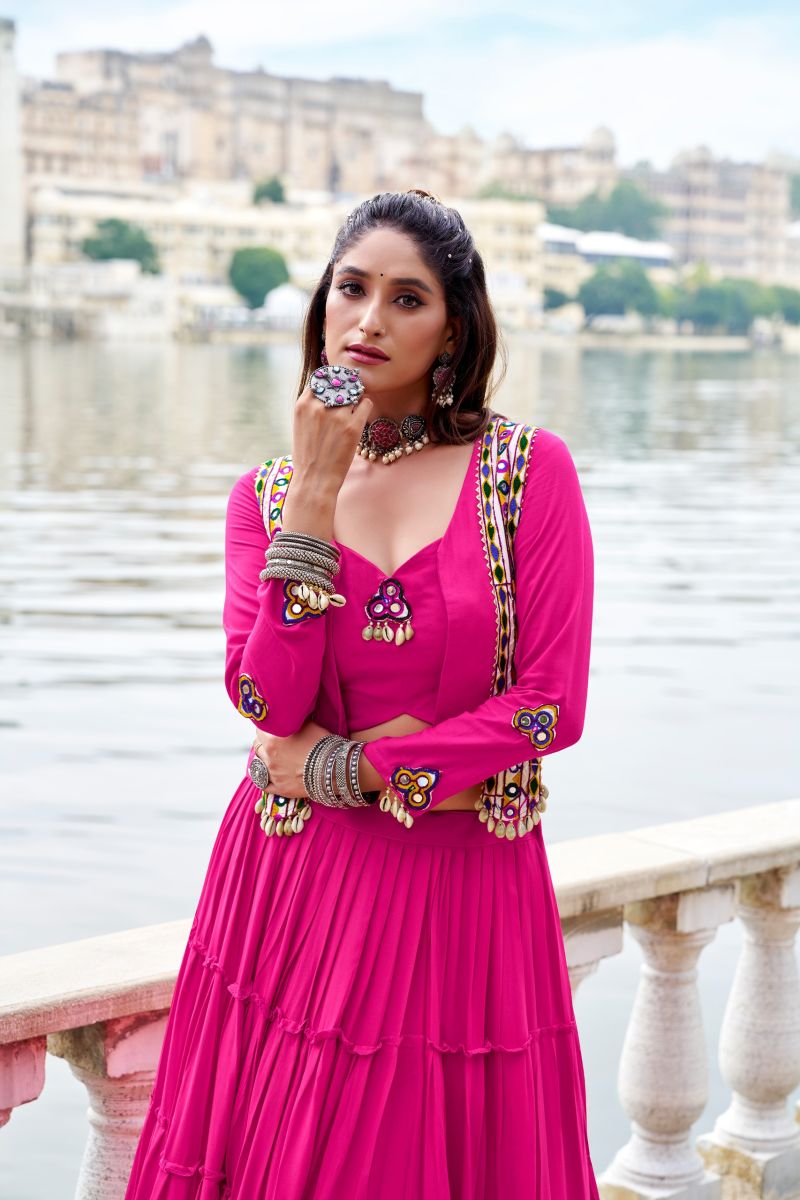Taraa L 1662 Pure Rayon Traditional Gamthi Work Lehenga Choli With Koti Set — Wholesale Lehenga, Vardan Ethnic wholesale from Surat — view 6