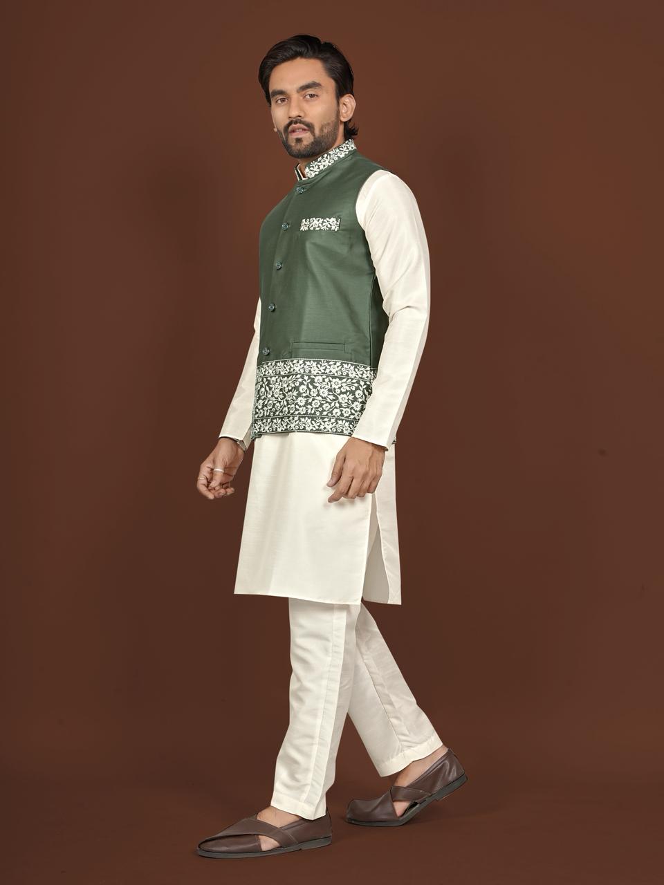 Aagaman Men's Designer Silk Koti Kurta Pant Set — Men's Wear, Vardan Ethnic wholesale from Surat — view 8