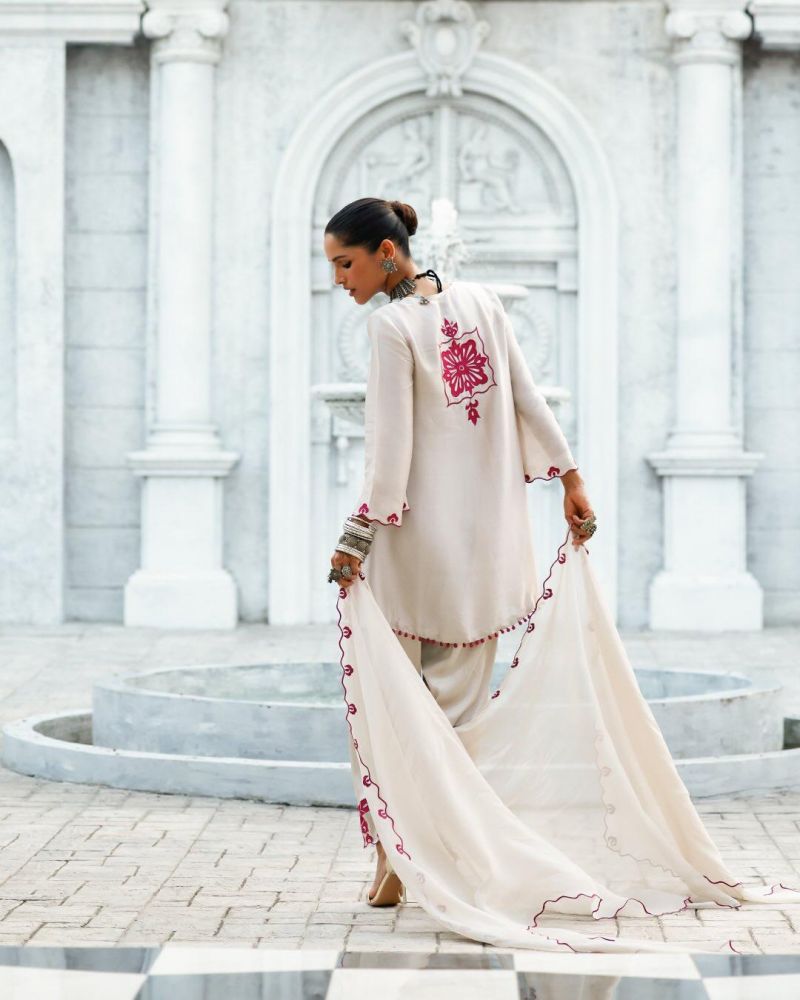 Afsana Gauri Rayon Embroidered Readymade  Salwar Suit — Wholesale Pakistani Suits, Afsana wholesale from Surat — view 2
