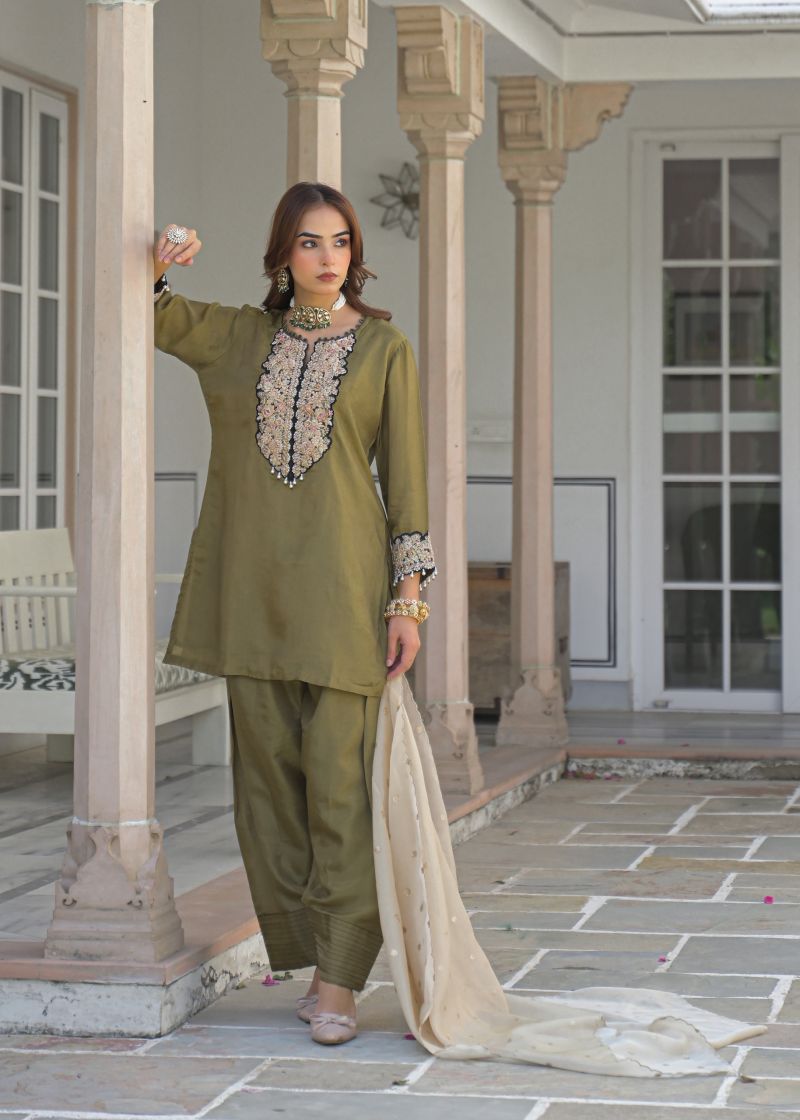 Afsana Jardosi Viscose Simmer Jardosi Cord Work Farshi Salwar Kameez — Wholesale Salwar Suits, Vardan Ethnic wholesale from Surat — view 2