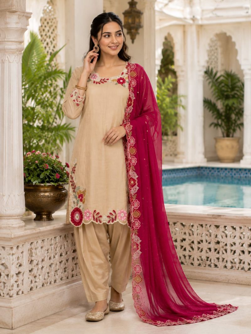 Afsana Preeti Viscose Simar Embroidered Farshi Salwar Kameez