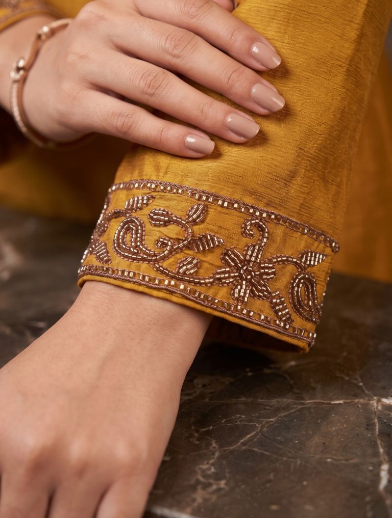 Aurraa Reema Chinon Beads Work Salwar Kameez Catalog — Wholesale Readymade Suit, Vardan Ethnic wholesale from Surat — view 4
