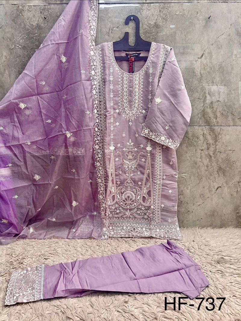 Hoor Tex 737  Heavy Organza Readymade Pakistani Salwar Suit — Wholesale Pakistani Suits, hoor Tex wholesale from Surat — view 8