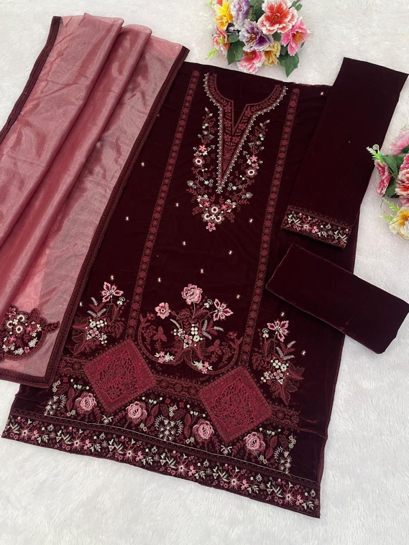 Mah E Rooh 4226 Velvet Embroidered Sequence Work Salwar Kameez Catalog 5956 — Wholesale Salwar Kameez, Vardan Ethnic wholesale from Surat — view 7
