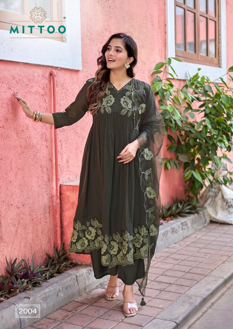 Mittoo Noorani Mul Chanderi Thread Work Kurti With Bottom Dupatta Catalog — Wholesale Dress Material, Vardan Ethnic wholesale from Surat — view 5