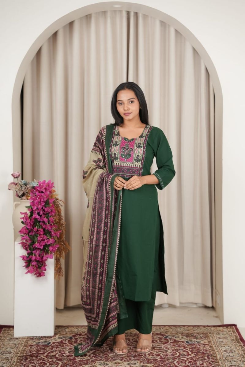 Naisha K 1138 Dhabu Cotton Printed Neck Work Kurti With Bottom Dupatta Set — Wholesale Readymade Suit, Vardan Ethnic wholesale from Surat — view 4