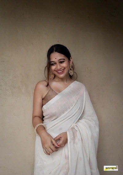 Soft Silk 6012 Lichi Silk Jacquard Work Saree  Catalog — Wholesale Sarees, Vardan Ethnic wholesale from Surat — view 2