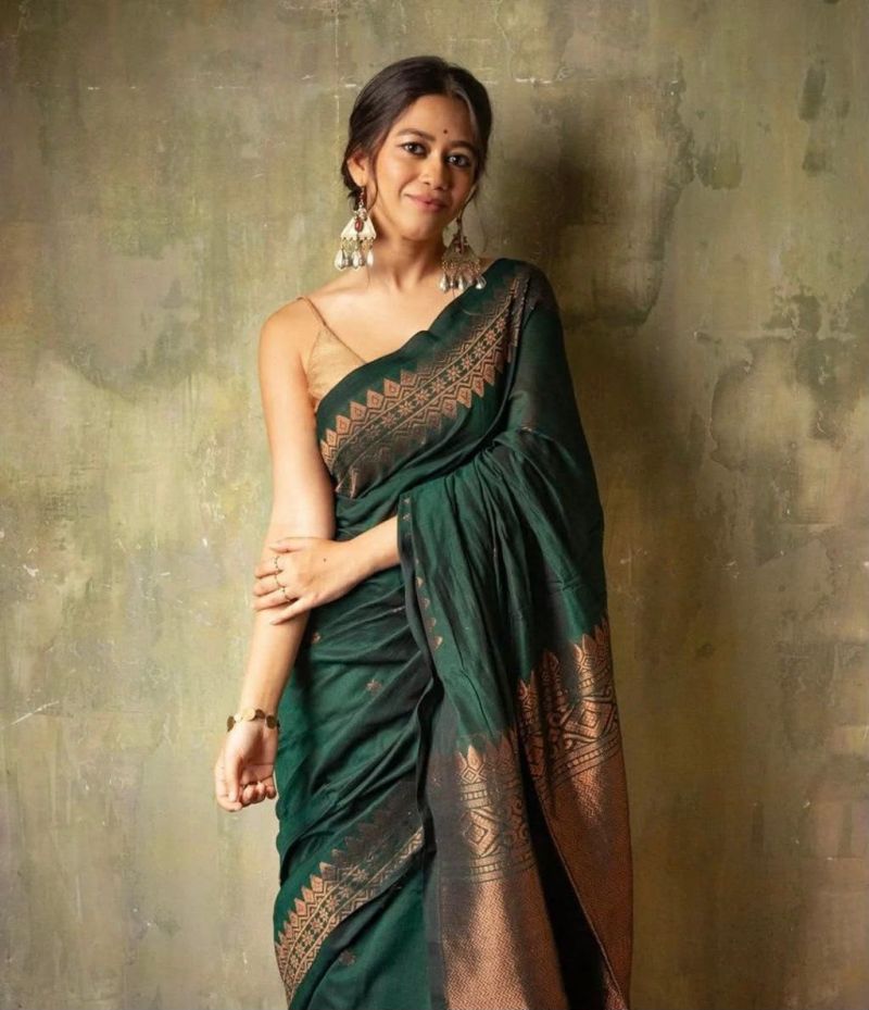 Soft Silk 6012 Lichi Silk Jacquard Work Saree  Catalog — Wholesale Sarees, Vardan Ethnic wholesale from Surat — view 6