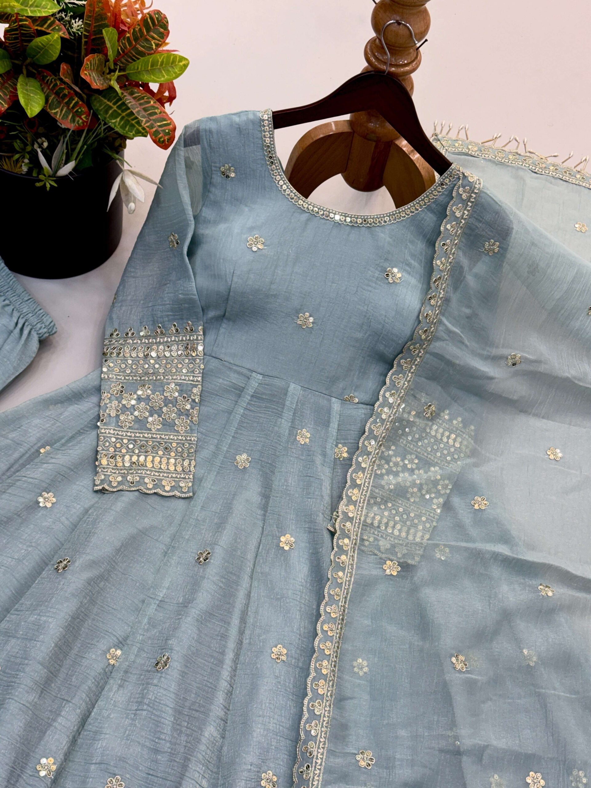 SSR 547 Crunchy Silk Embroidered Designer Gown Set — Wholesale Designer Salwar Suits, Vardan Ethnic wholesale from Surat — view 4