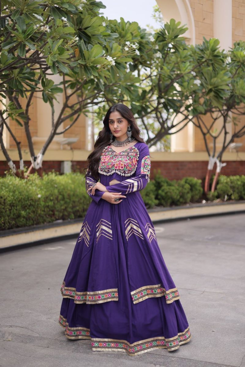 Lw 7178 Kora Cotton Real Mirror Work Navratri Lehenga Choli Collection — Lehenga wholesale from Surat - Gallery Image 12