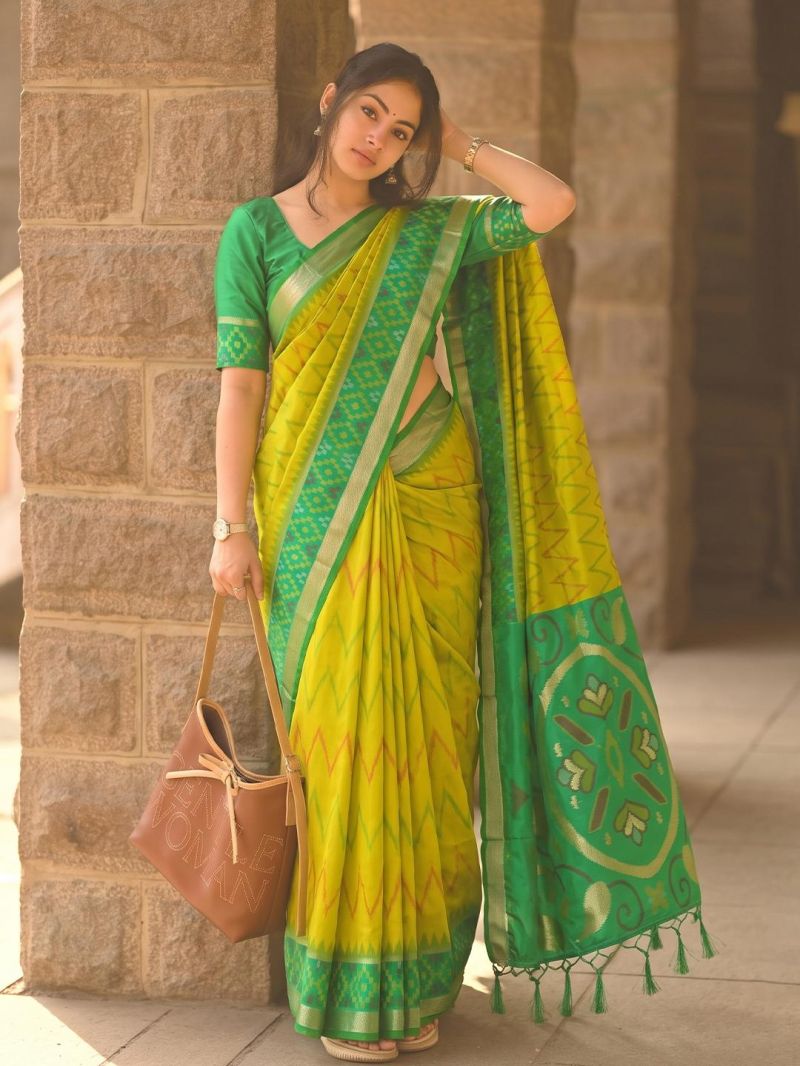 Ast Indrani Silk Soft Silk Festival Wear Saree Catalog — Organza Saree, Vardan Ethnic wholesale from Surat — Photo 3