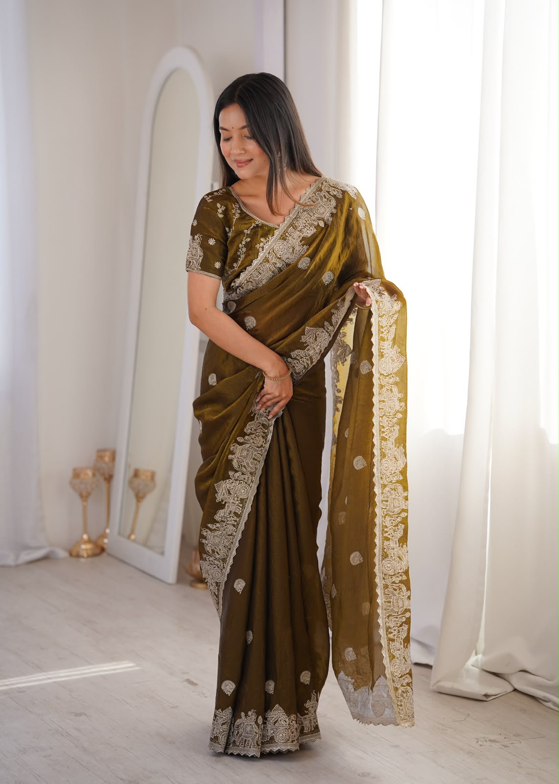 LW-8002 Fendy Crush Zari Embroidered Designer Saree Collection — Wholesale Sarees, Vardan Ethnic wholesale from Surat — view 8