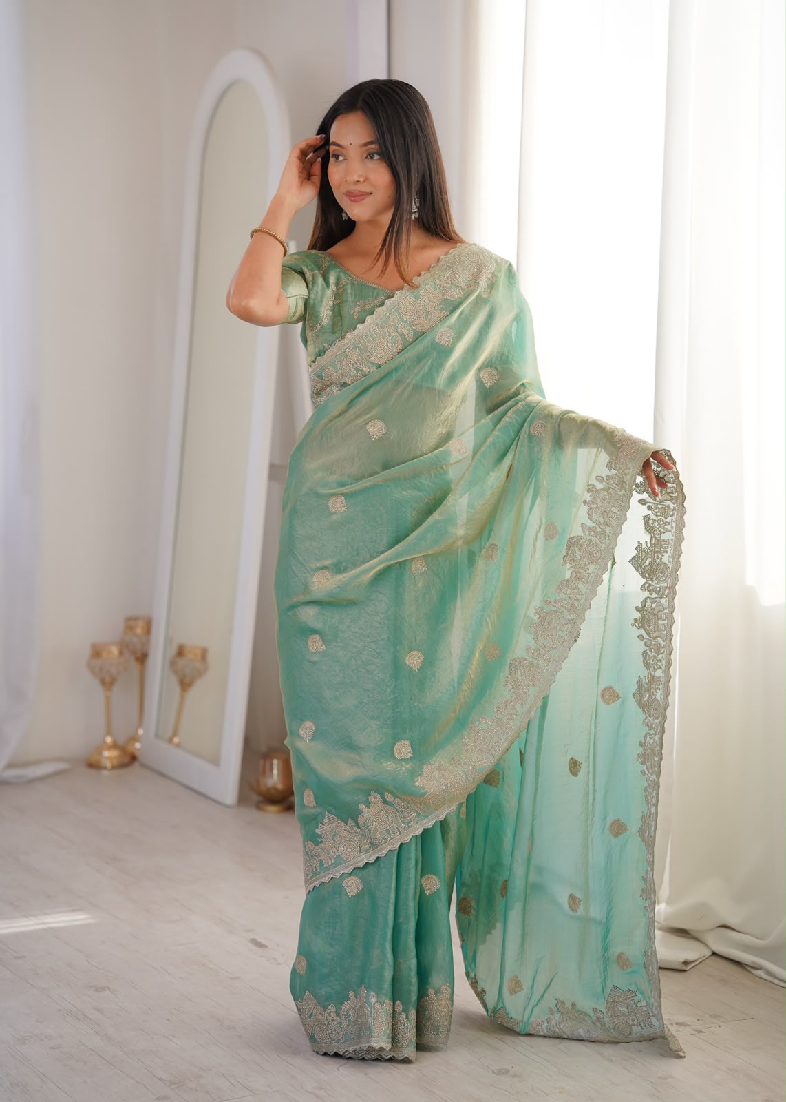 LW-8002 Fendy Crush Zari Embroidered Designer Saree Collection — Wholesale Sarees, Vardan Ethnic wholesale from Surat — view 5