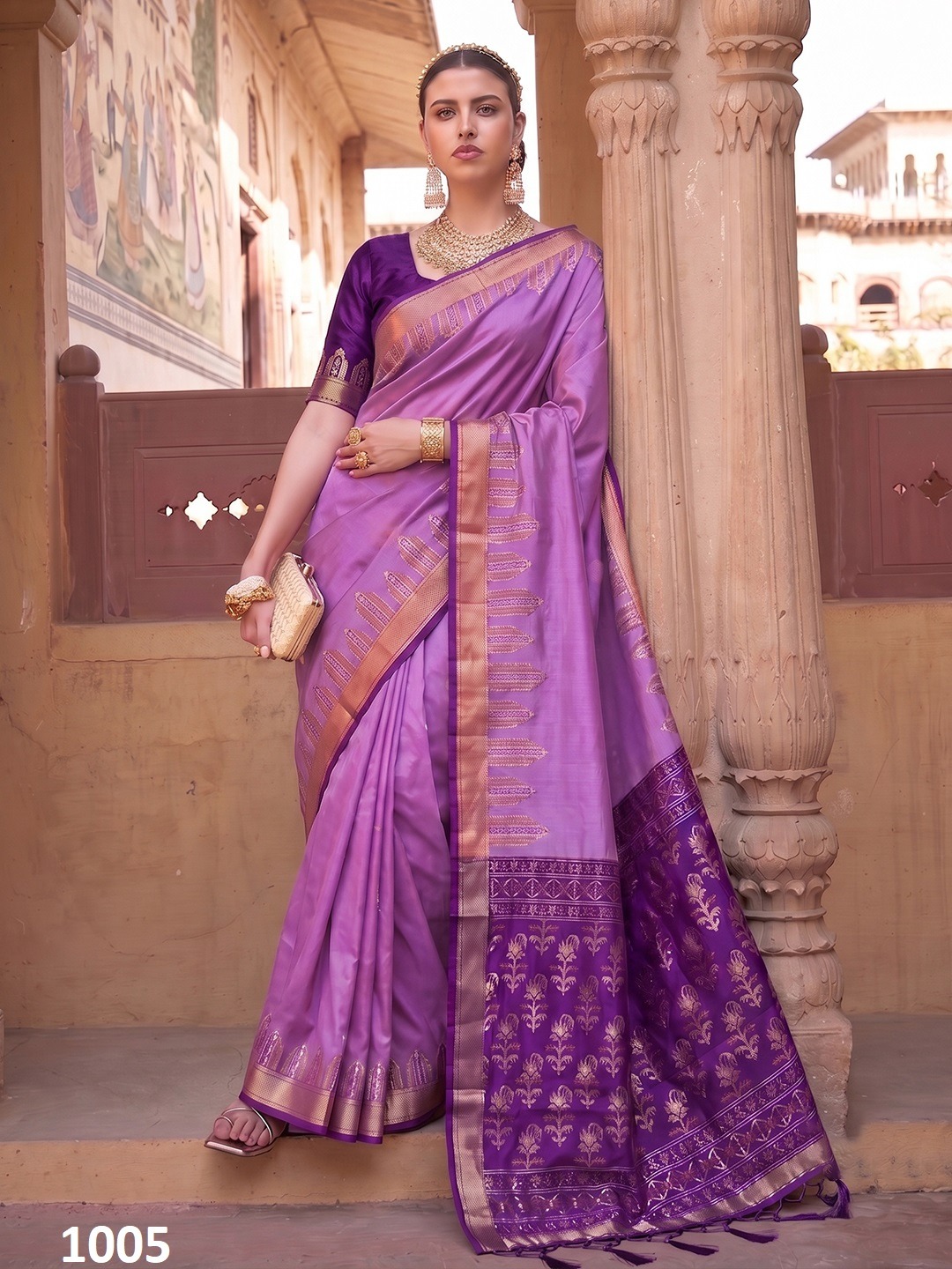 Astita Dola Silk Traditional Zari Woven Silk Saree with Silk Blouse — Saree, Vardan Ethnic wholesale from Surat — view 14