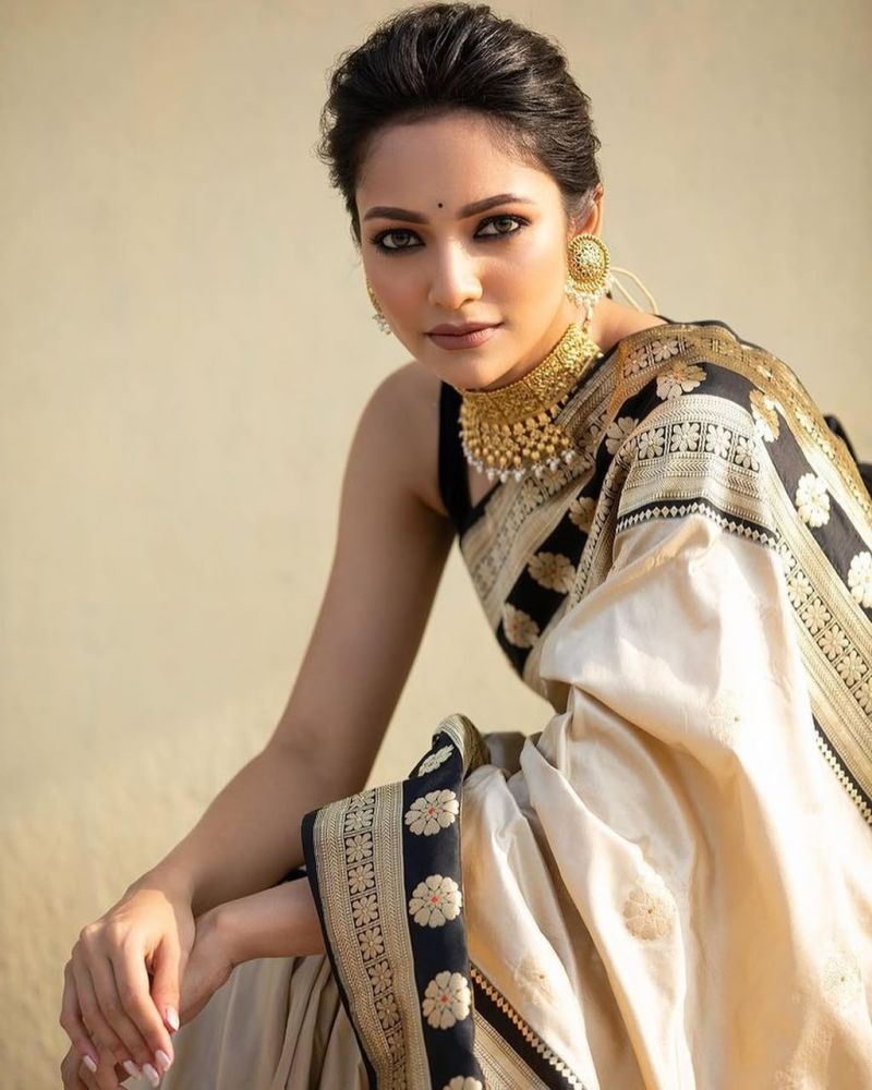 Aab Onam Soft Silk Jacquard Work Saree Collection — Organza Saree, Vardan Ethnic wholesale from Surat — Photo 3