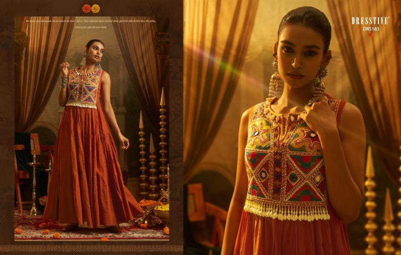 Dresstive Leela Vol 2 Mul Cotton Handwork Navratri Wear Catalog — Wholesale Kurtis, Vardan Ethnic wholesale from Surat — Photo 6
