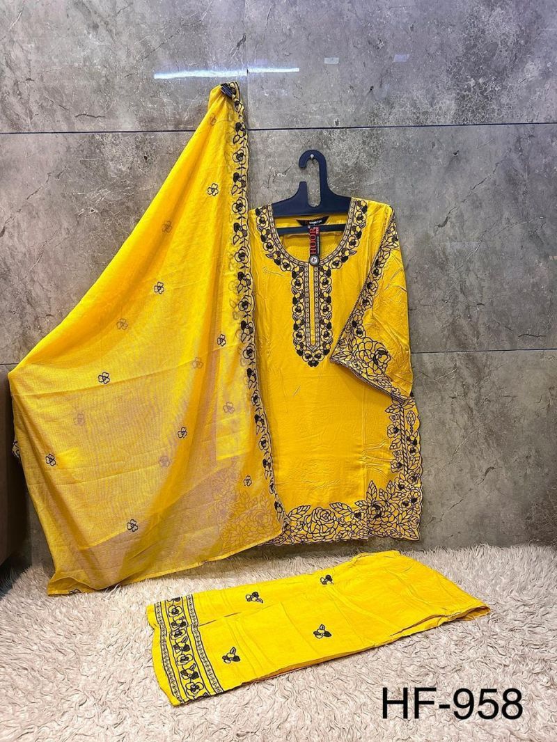 Hoor Tex 958 A To D Heavy Rayon Embroidered Pakistani Salwar Kameez — Wholesale Pakistani Suits, Vardan Ethnic wholesale from Surat - Gallery Image 8