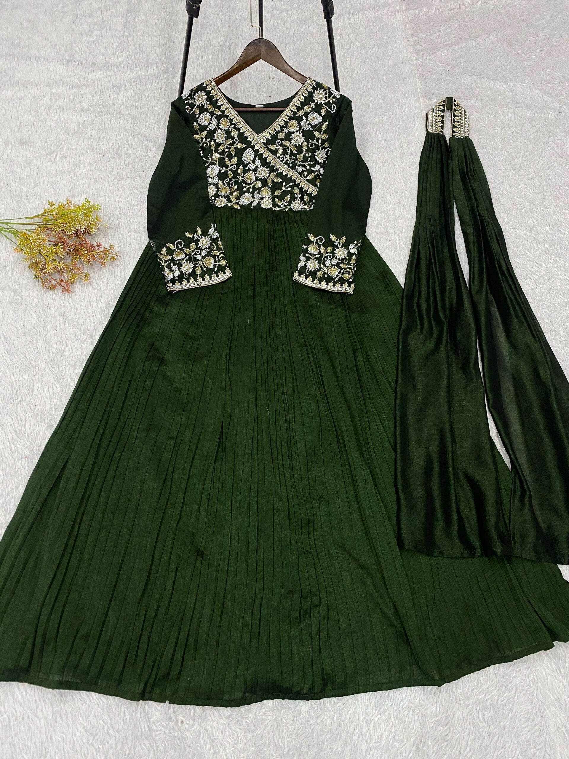 LM 09 SILK BEAUTIFUL DESIGNER LOOK PARTY WEAR GOWN WITH DUPATTA SET — Wholesale Kurti Pant Set, Vardan Ethnic wholesale from Surat — view 3
