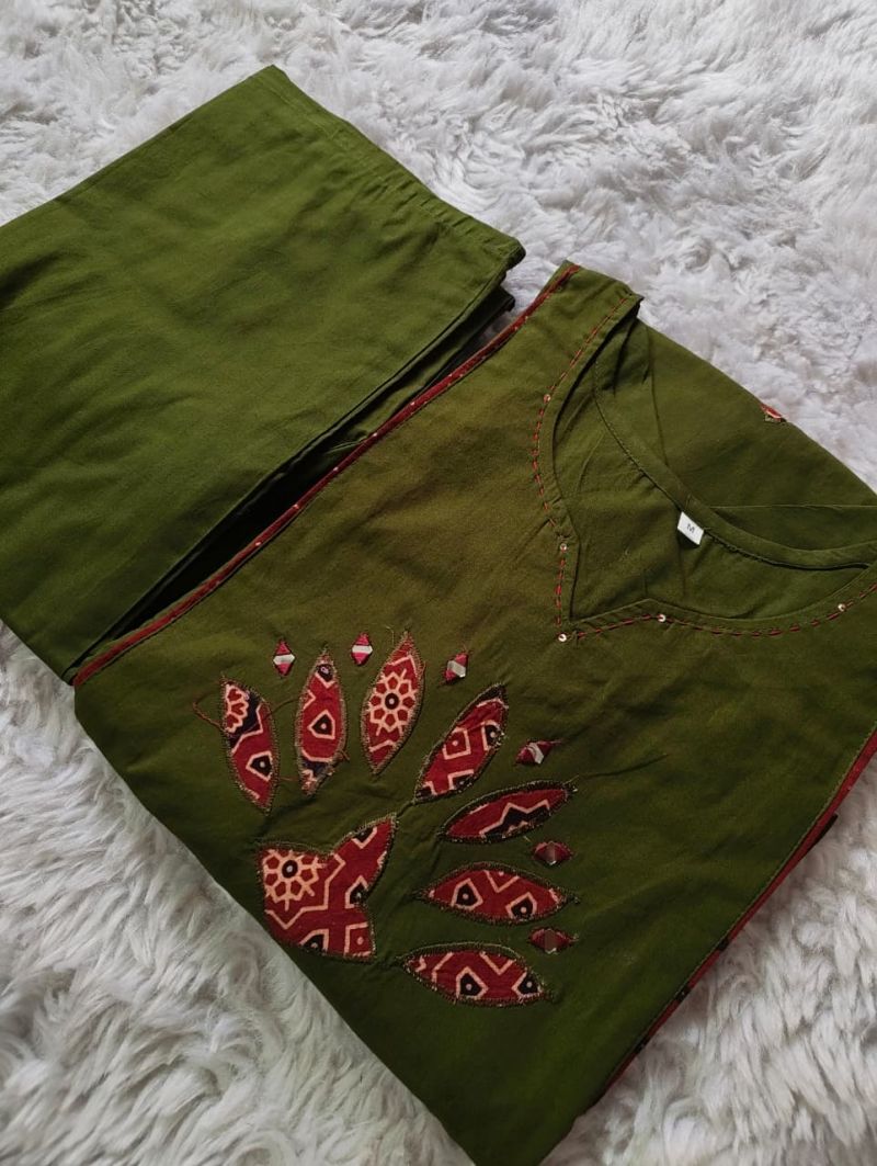 Naisha K 1155 Dhabu Cotton Hand And Manual Work Aline Kurti With Plazzo Catalog — Wholesale Kurtis, Vardan Ethnic wholesale from Surat — view 4