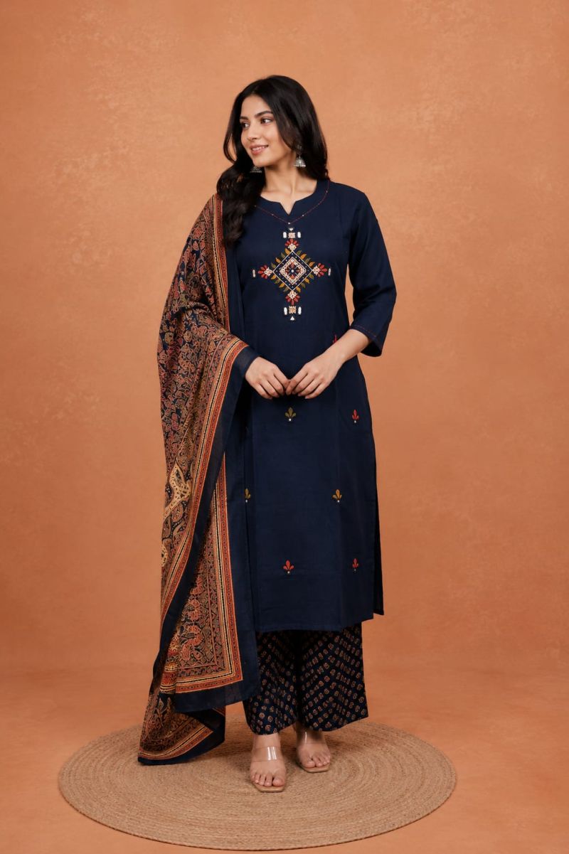 Naisha K 1181 Dhabu Cotton Heavy Hand Work Kurti With Bottom Dupatta Catalog — Wholesale Kurtis, Vardan Ethnic wholesale from Surat — view 2