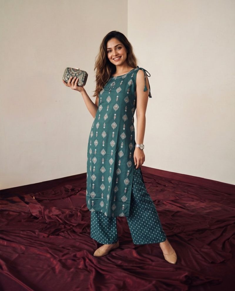 Naisha K 1212 Poly Rayon Print Manual Work Fancy Kurti With Bottom Catalog — Wholesale Kurtis, Naisha wholesale from Surat — Photo 2