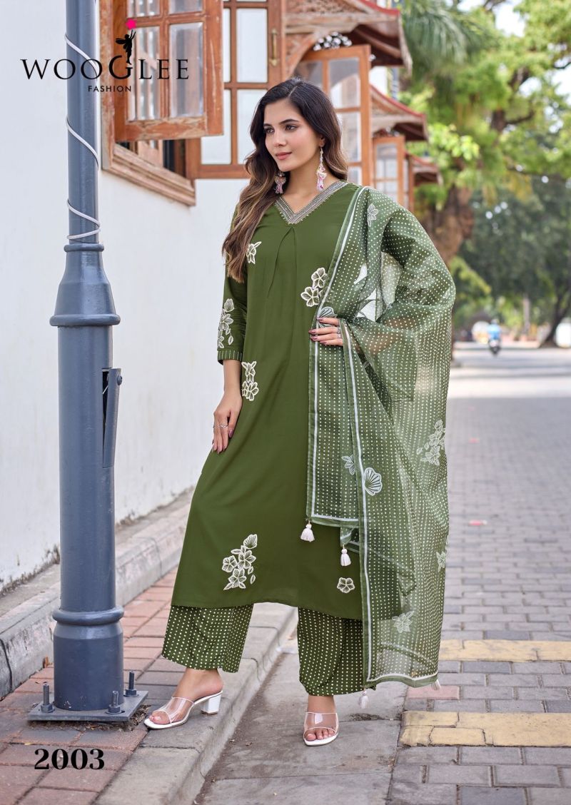 Wooglee Vasudha Rayon Thread Work Kurti With Bottom Dupatta Set — Wholesale Kurtis, Vardan Ethnic wholesale from Surat — Photo 2