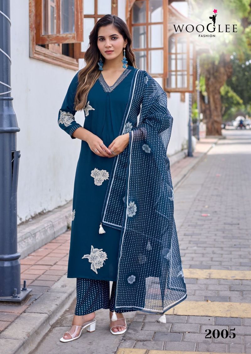 Wooglee Vasudha Rayon Thread Work Kurti With Bottom Dupatta Set