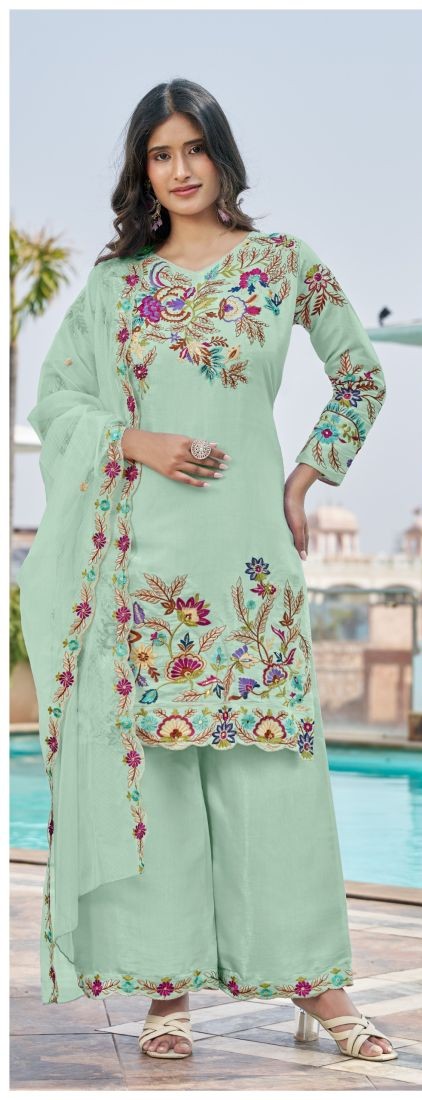 Pakistani Suits