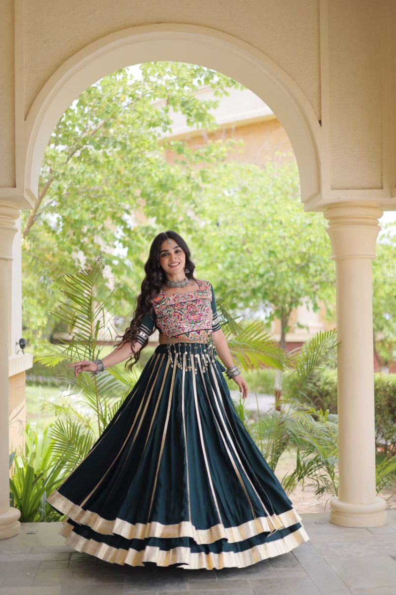 Lw 7184 14Kg Rayon Embroidered Navratri Lehenga Choli Catalog