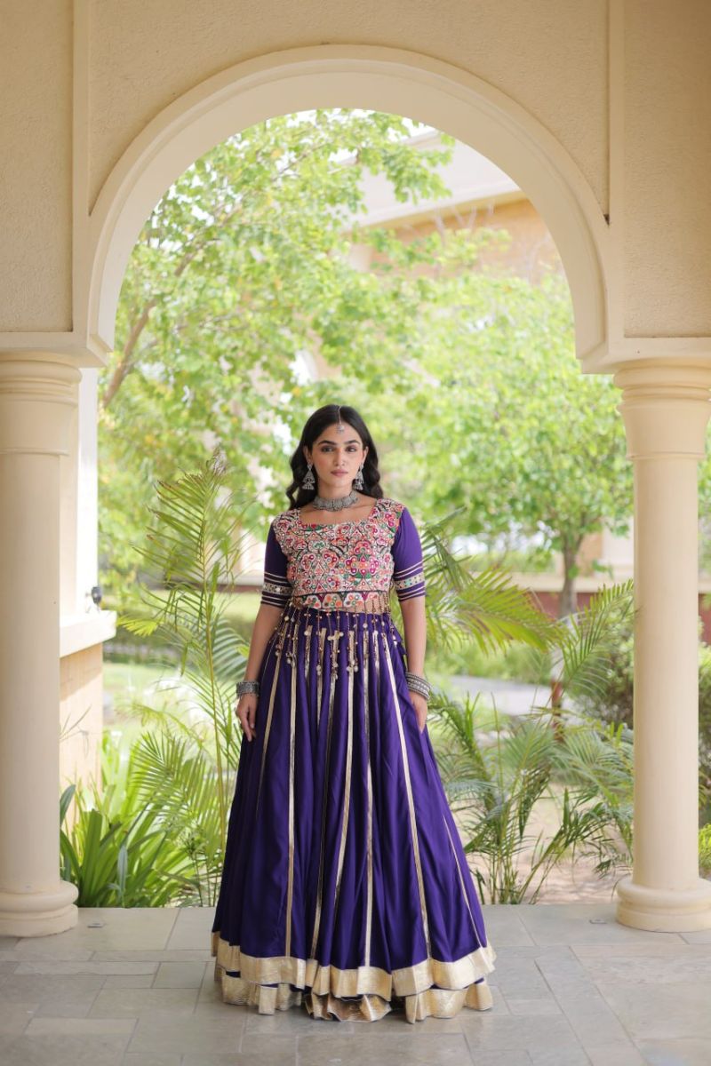 Lw 7184 14Kg Rayon Embroidered Navratri Lehenga Choli Catalog — Wholesale Lehenga wholesale from Surat — view 5