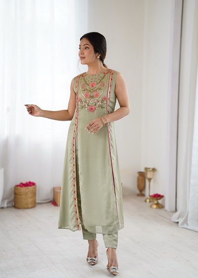 Arya Cdrs 207 Georgette Floral Embroidered Fancy Kurti With Bottom
