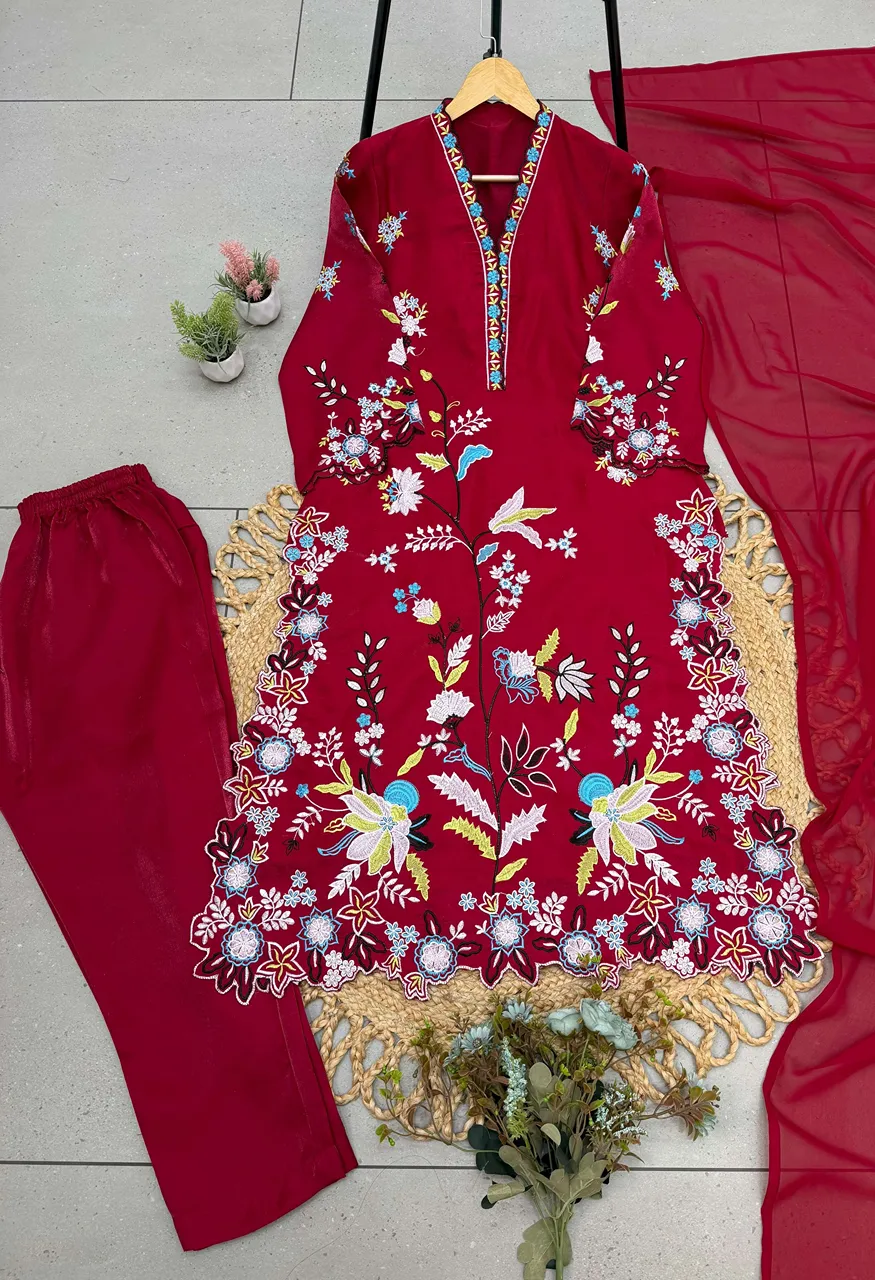 LG 2147 Silk Beautiful Designer Pakistani Style Look Kurti Pant And Dupatta Set — Wholesale Kurtis, Bandhani Palace wholesale from Surat — view 3