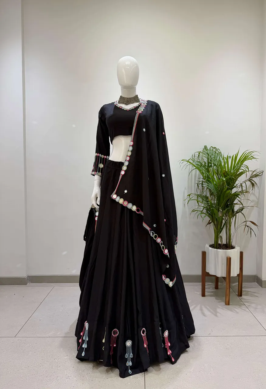 Be 504 Embroidered Designer Work Navratri Festive Wear Lahenga Choli — Wholesale Lehenga, Vardan Ethnic wholesale from Surat — view 7