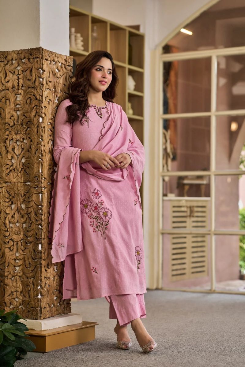Chitra 2 Wholesale Viscose Mul Butti Embroidered Kurti Set Collection — Wholesale Kurtis, Vardan Ethnic wholesale from Surat — Photo 3