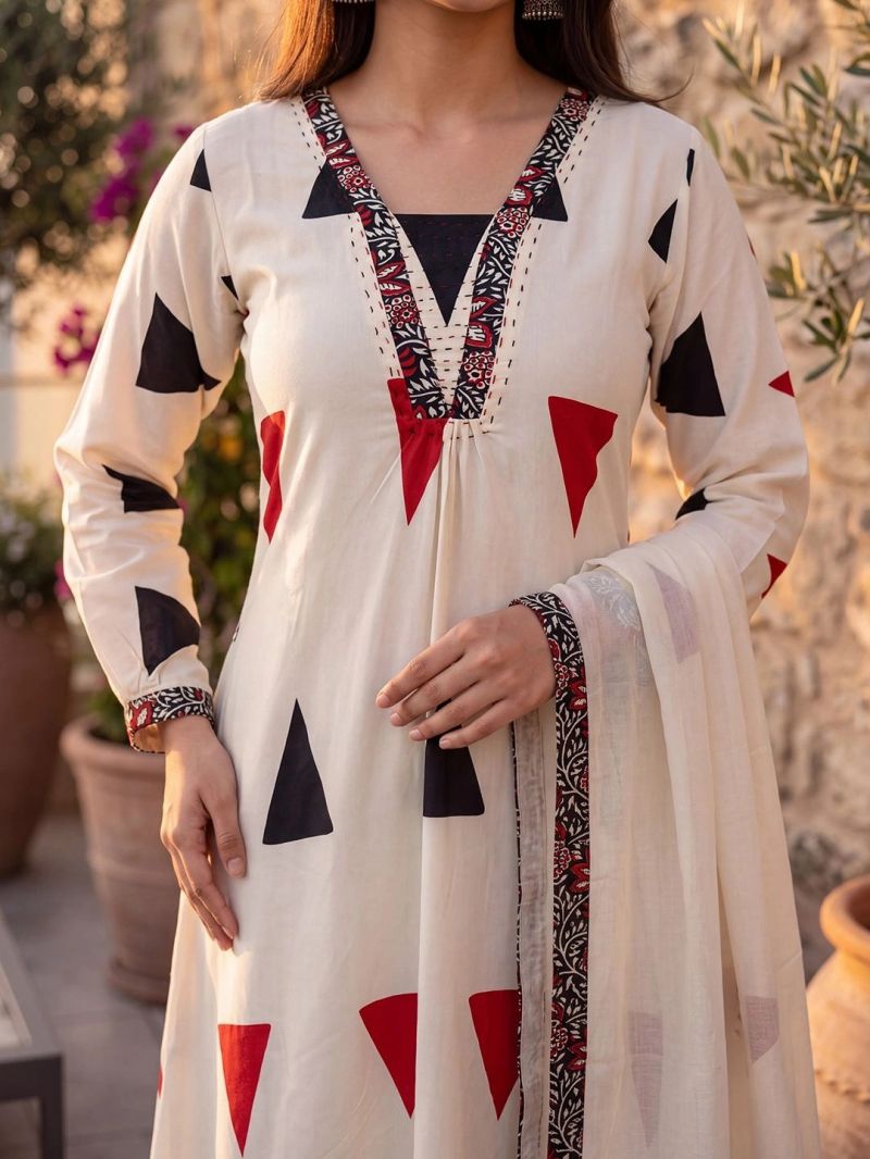 Dhruvi 525 Cotton Printed Kurti With Bottom Dupatta Collection — Wholesale Kurtis, Vardan Ethnic wholesale from Surat — Photo 4